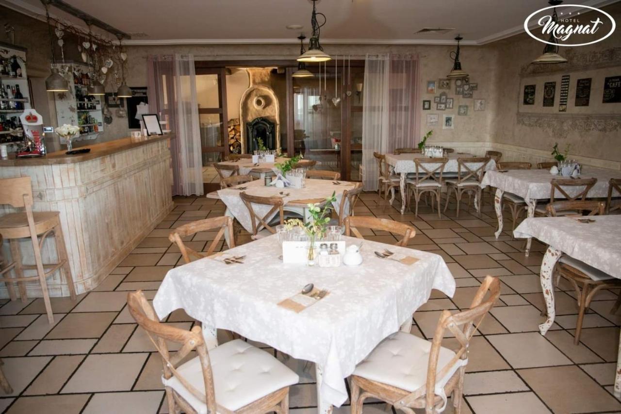 Hotel Magnat Slupca Bagian luar foto