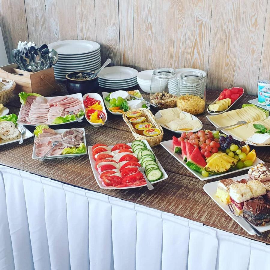 Hotel Magnat Slupca Bagian luar foto